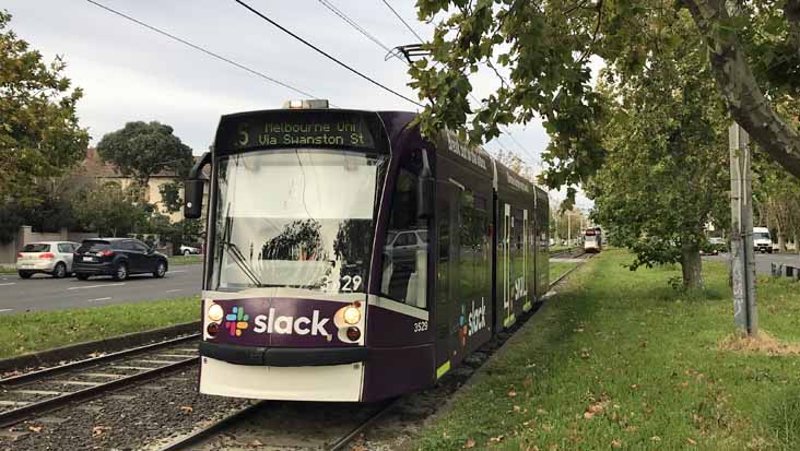 Yarra Trams Combino Slack 3529